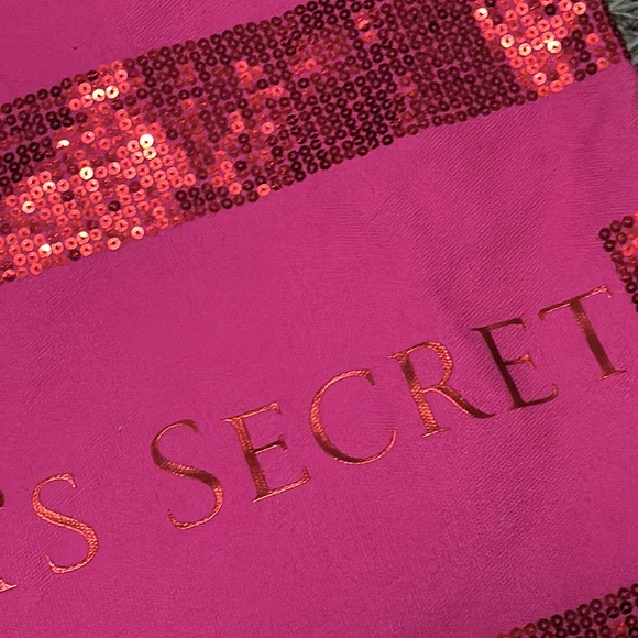 Victoria’s Secret Tote-Pink with Red Sequins-Canvas-Open Top-Guc - Picture 4 of 16